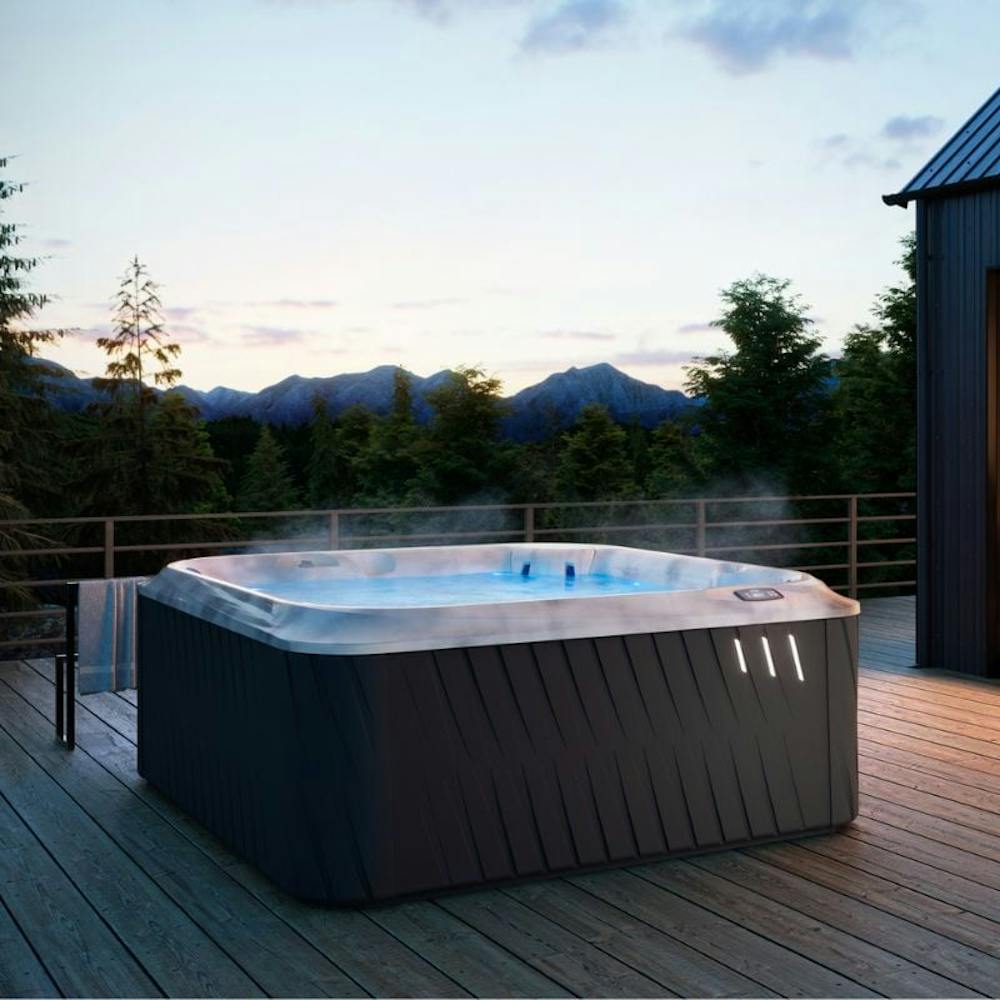J-275™ Classic Large Hot Tub with Lounge Seat