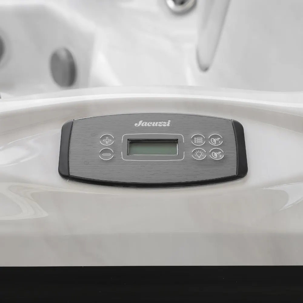 J-203™ Whirlpool mit offenem Sitzbereich und 6-7 Sitzen