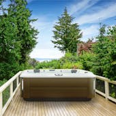 J-375™ COMFORT HOT TUB WITH LARGEST LOUNGE SEAT