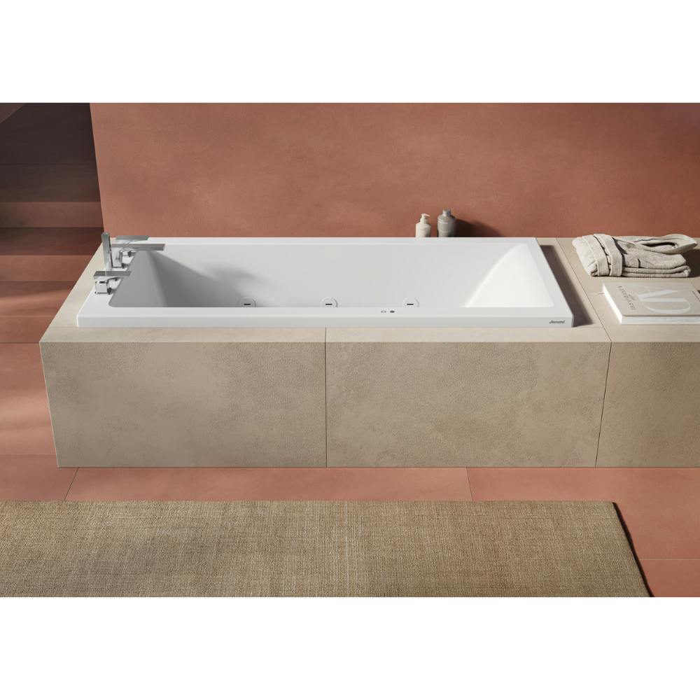 Silk: Elegancka Wanna z hydromasażem