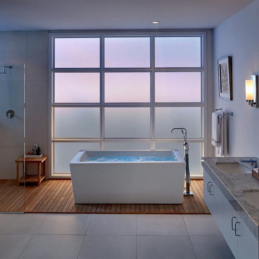 Bianca® Freestanding Bath | Jacuzzi.com | Jacuzzi®