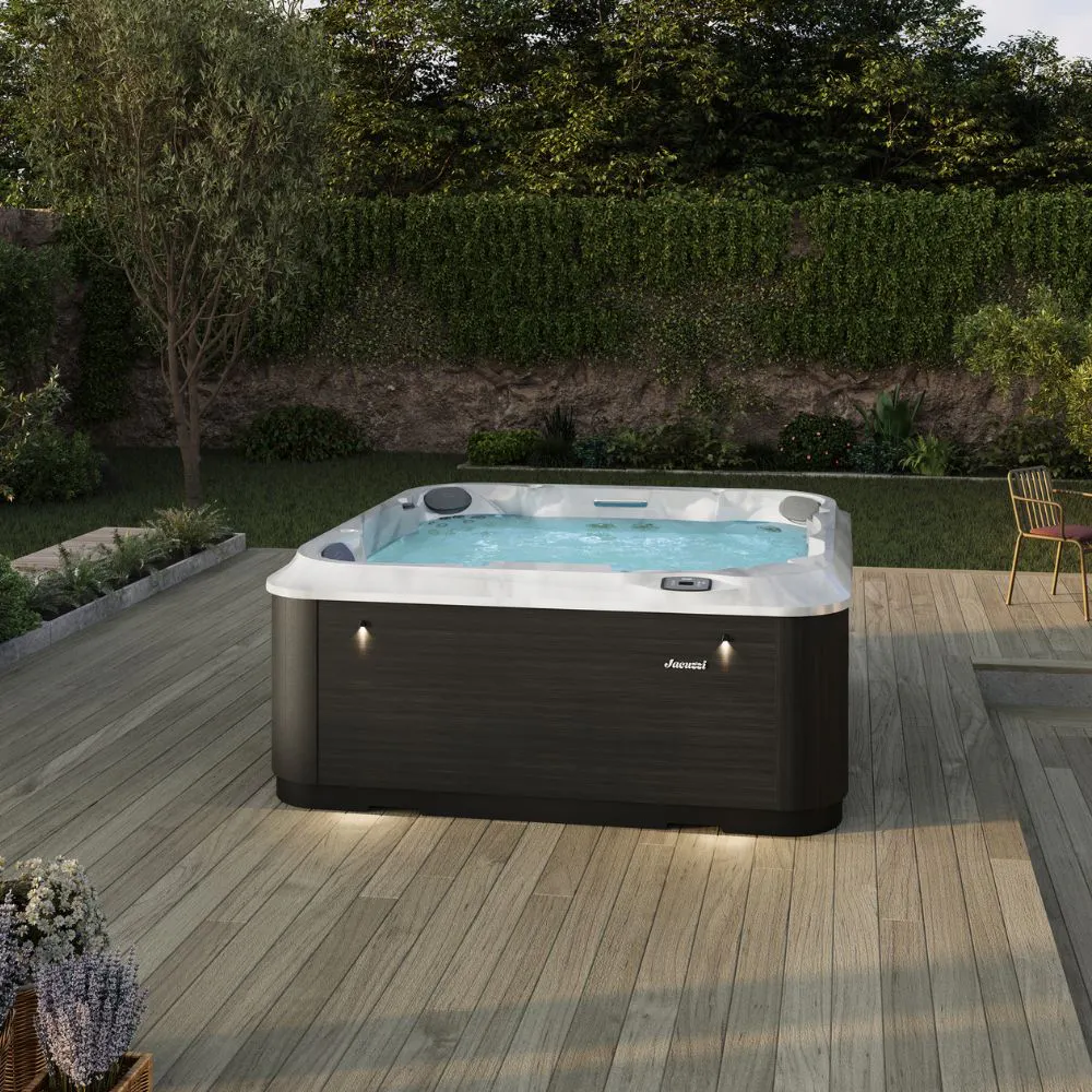 J-204&trade; with spacious lounge seat