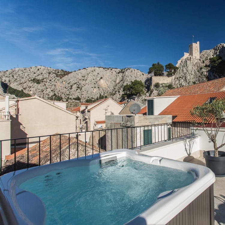 Lodge+ S Holiday Park Hot Tub