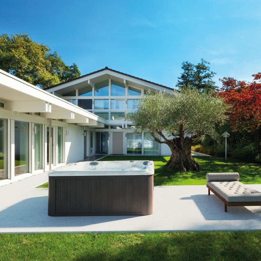 J-245&trade; Mid-Size Hot Tub with Foot Dome