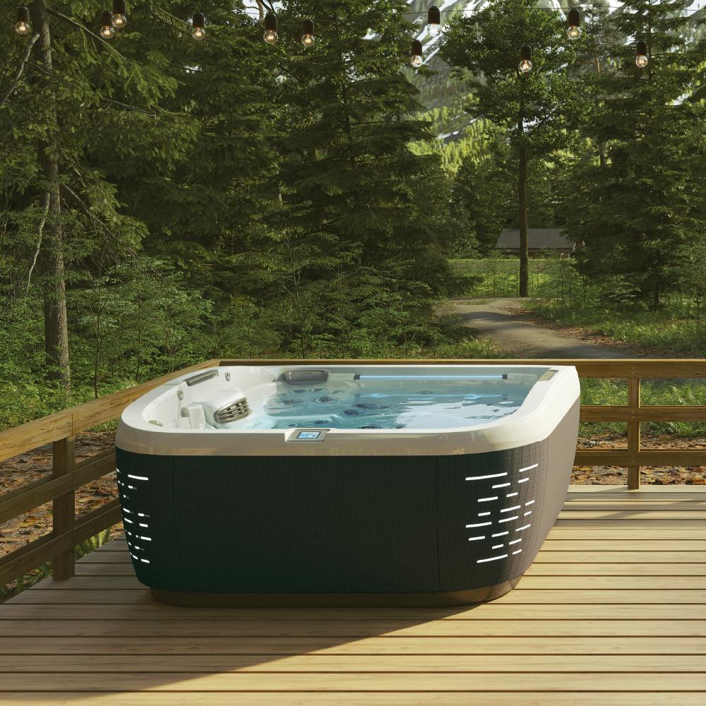 J-575™ Revolutionary Lounge Seating Hot Tub